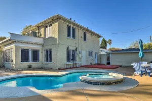 Image of Corpus Christi Home with Pool and Hot Tub Walk to Bay