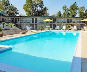 Image of Econo-Lodge of Conway