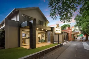 Image of National Hotel Complex Bendigo