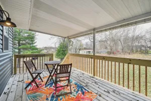 Image of Vine Grove Home w/ Deck, 4 Mi to Saunders Springs!