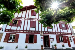 Image of Logis Hôtel Baratxartea