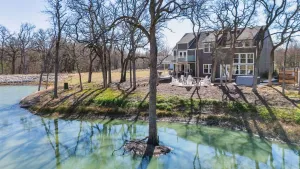 Image of Private Ranch Estate with Huge Outdoor Entertainment Area and Hot Tub