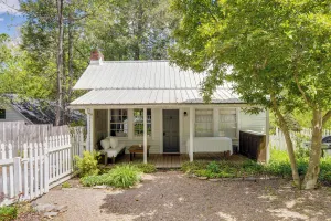 Image of Charming Home Less Than 2 Mi to Downtown Hendersonville!