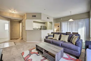 Image of Condo with Pool Access, 5 Mi to Tempe Diablo Stadium