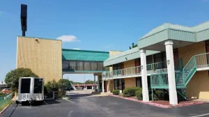 Image of Executive Inn - Lawton