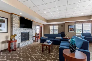 Image of Comfort Inn & Suites Carbondale University Area