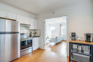 Image of Less Than 3 Mi to Dtwn Roanoke Inviting Unit with Balcony