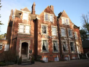 Image of Canterbury Hotel Cottages and Apartment's