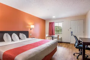 Image of Motel 6-Winnie, TX