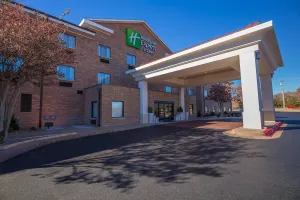 Image of Holiday Inn Express Hotel & Suites Edmond by IHG