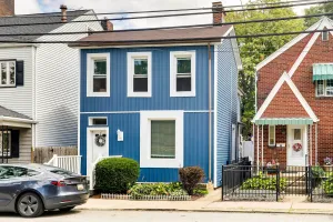 Image of Walk to Walnut St Pet-Friendly Pittsburgh Home!