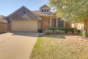Image of Covered Patio & Large Yard: Mansfield Home