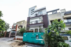Image of Hotel Vizima Palace - NEAR WAVE CITY CENTER METRO STATION