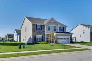 Image of Spacious Home with Fireplace - Near Golf!
