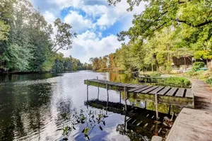 Image of Relaxing Riverside 10 Minutes to Shipshewana
