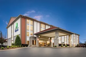 Image of Holiday Inn Express Nashville-Hendersonville by IHG