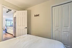 Image of Vernon Condo with Deck, Near Appalachian Trail!