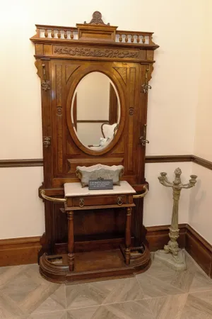 Image of Hines Mansion
