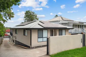 Image of Smart Suites Self Check-in Apartments - 144 Dixon