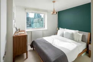 Image of Chic 1 Bedroom Apartment With View of Shard