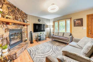 Image of 8 Mi to Nature Center: Streamwood Gem w/ Yard!