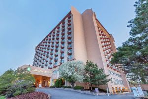 Image of Embassy Suites by Hilton Kansas City Plaza