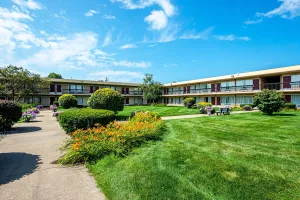 Image of Red Roof Inn and Suites Battle Creek