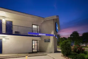 Image of Travelodge by Wyndham Madison Heights MI