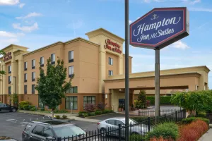 Image of Hampton Inn & Suites Tacoma