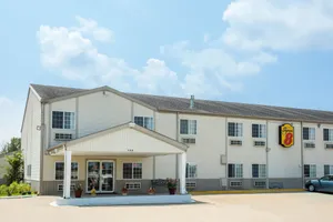 Image of Super 8 by Wyndham Sweet Springs