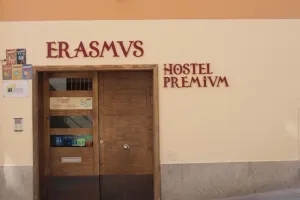 Image of Hostal Erasmus by gaiarooms