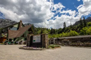 Image of Twin Peaks Lodge & Hot Springs