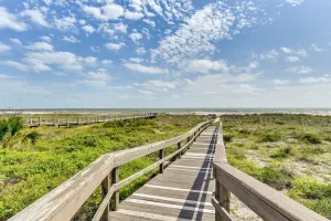 Image of Fernandina Beach Paradise: Steps to Shore!