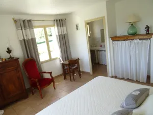 Image of Cante Grillet - 295 Chemin des Contards - 84480 Lacoste