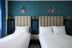 Image of Spark by Hilton Luton