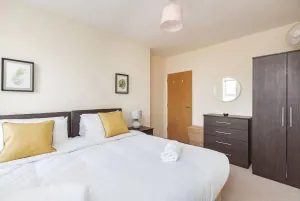 Image of Golden Heights 8