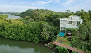 Image of 33 Lake Terrace