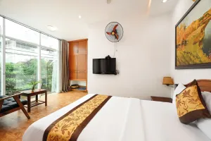 Image of Queen Hotel Saigon Airport