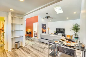Image of 5 Mi to U of A Campus: Mtn-view Tucson Pad!