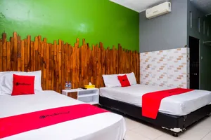 Image of RedDoorz Syariah @ Colomadu 2