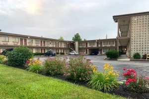 Image of Campus Inn