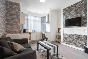Image of Comfy One Bed Room Flat Near Leeds City Centre