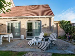 Image of Cottage in Ovezande With Terrace