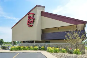 Image of Red Roof Inn Champaign - University