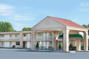 Image of Baymont by Wyndham Sandusky