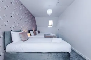 Image of Lovely three bed home Manchester