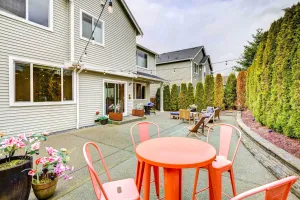 Image of Spacious Kent Home Near SeaTac Airport with Patio