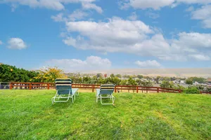 Image of Hot Tub & Sweeping Views: Apt in Clarkston!