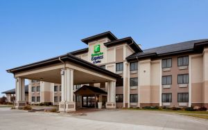 Image of Holiday Inn Express & Suites - Worthington by IHG