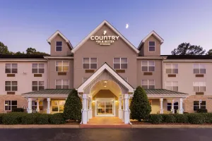 Image of Country Inn & Suites by Radisson, Tuscaloosa, AL